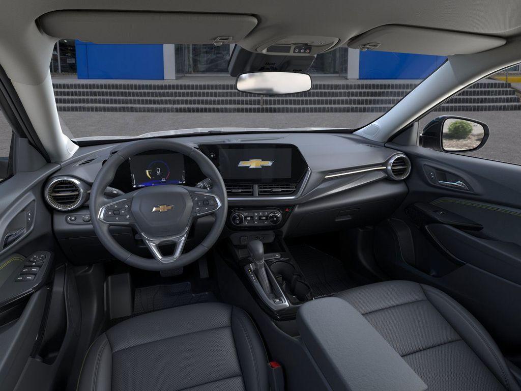 new 2025 Chevrolet Trax car, priced at $25,727