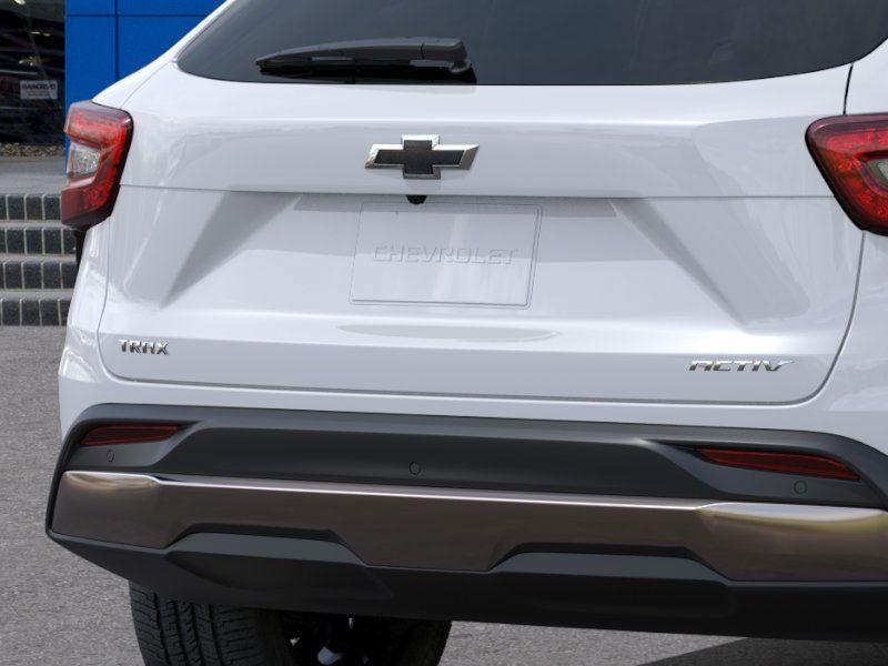 new 2025 Chevrolet Trax car, priced at $25,727