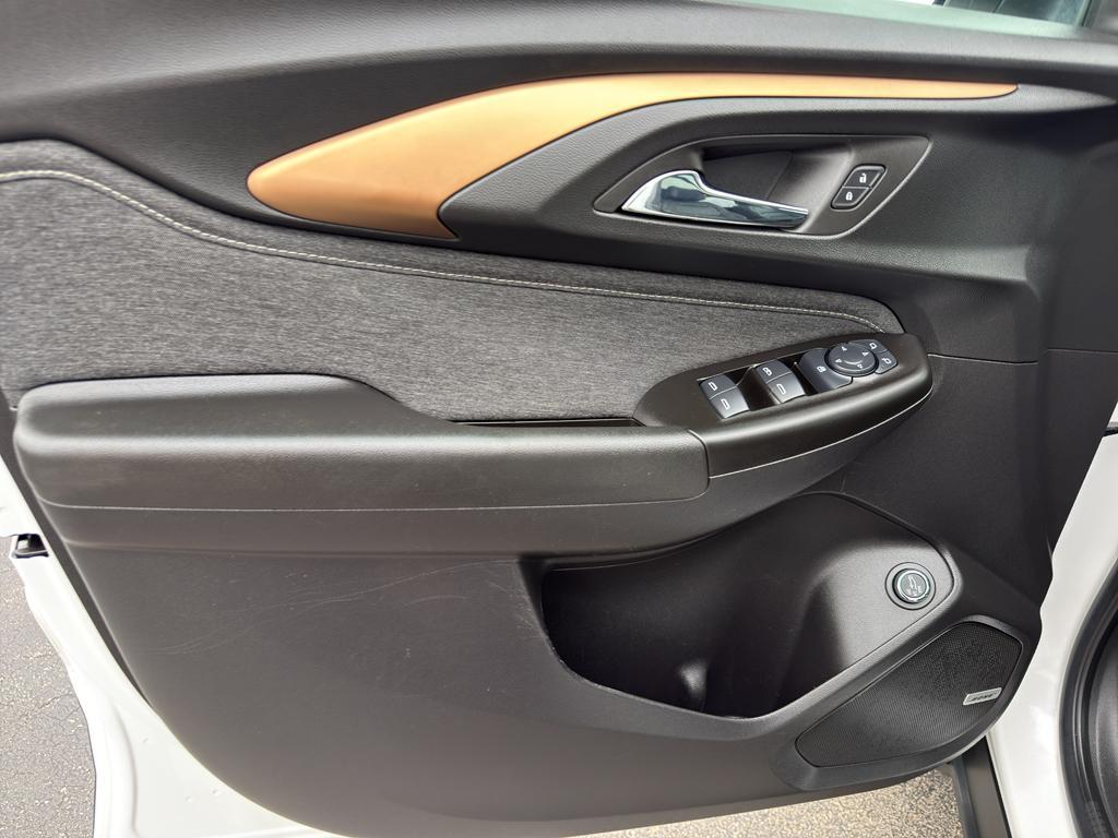 used 2023 Chevrolet TrailBlazer car, priced at $26,790