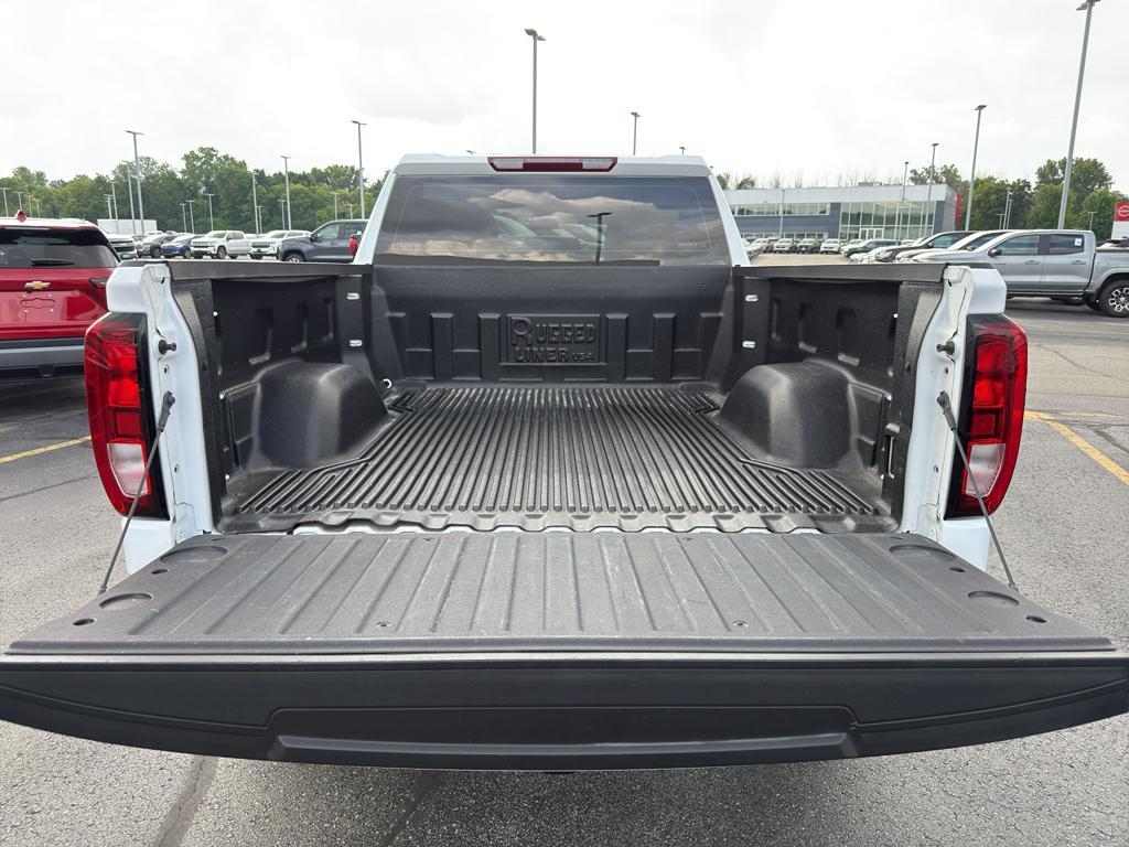 used 2024 GMC Sierra 1500 car, priced at $40,995
