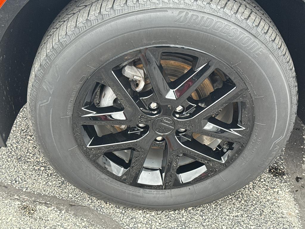used 2024 Chevrolet Equinox car, priced at $24,990