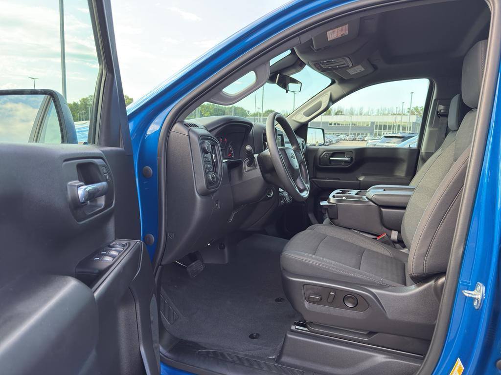 used 2023 Chevrolet Silverado 1500 car, priced at $45,990