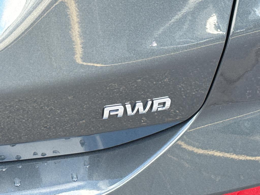 used 2021 Chevrolet Equinox car, priced at $20,990