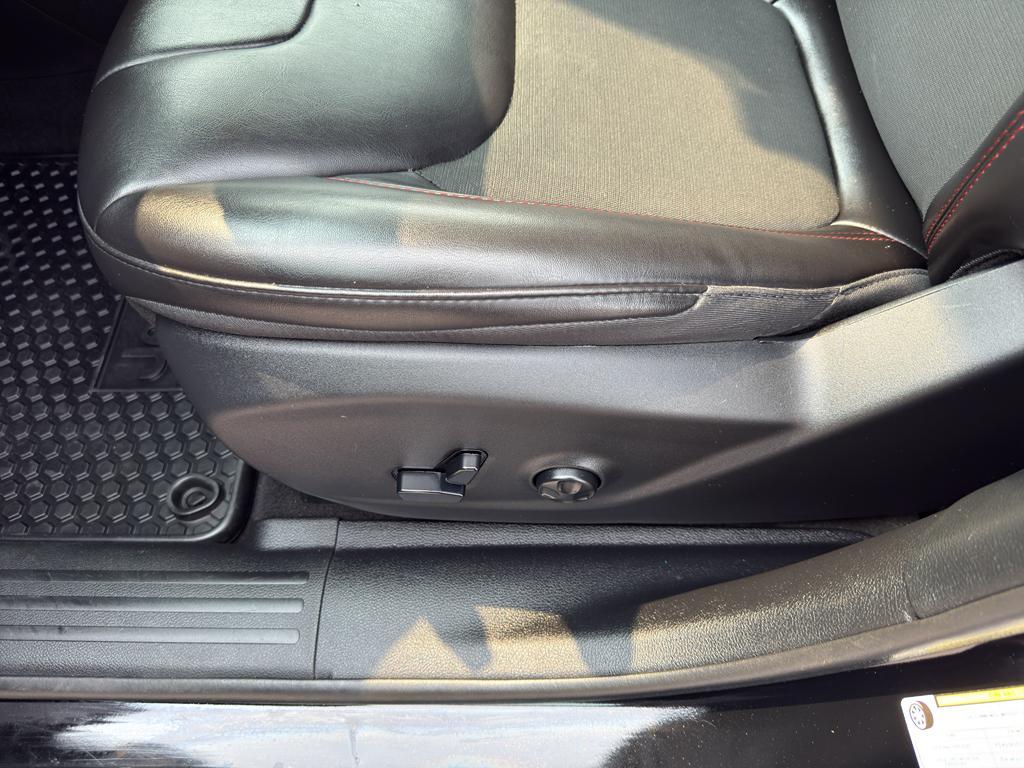 used 2021 Jeep Cherokee car, priced at $23,395