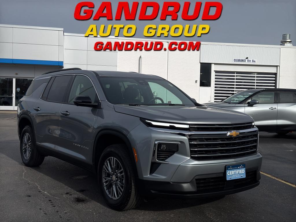used 2025 Chevrolet Traverse car, priced at $41,990