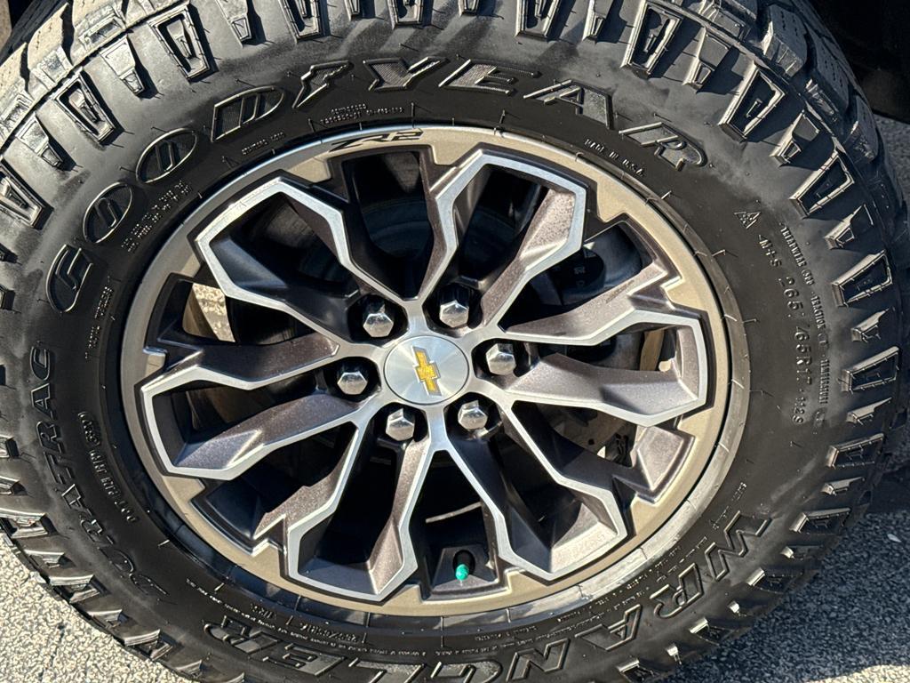 used 2021 Chevrolet Colorado car, priced at $30,990