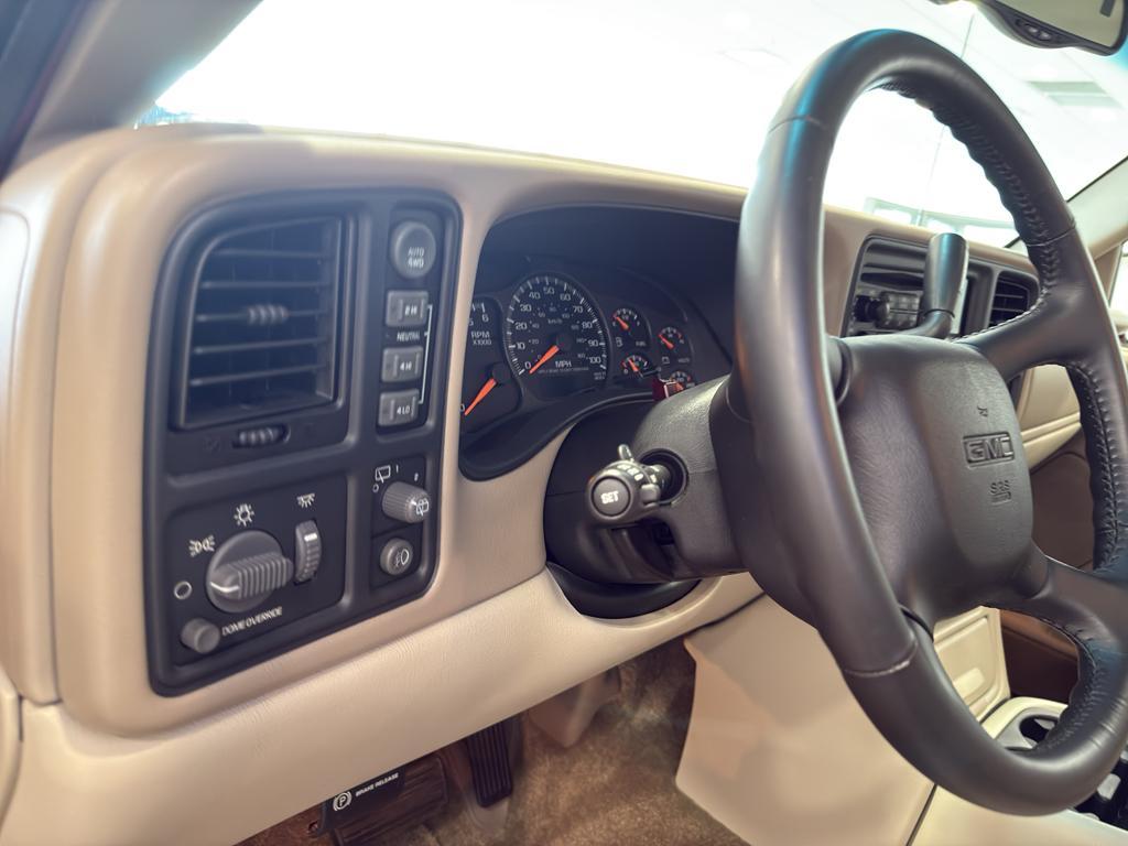 used 2002 GMC Yukon car, priced at $42,995
