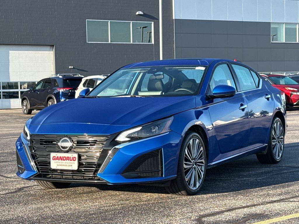used 2025 Nissan Altima car, priced at $30,590