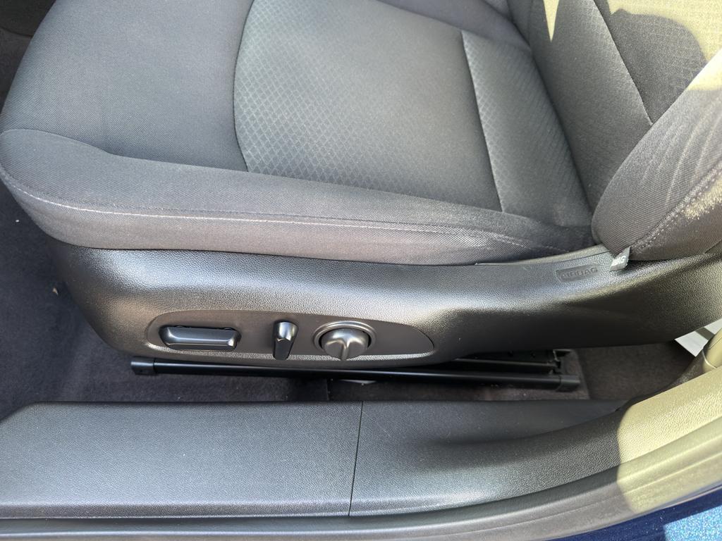 used 2017 Chevrolet Malibu car, priced at $15,495