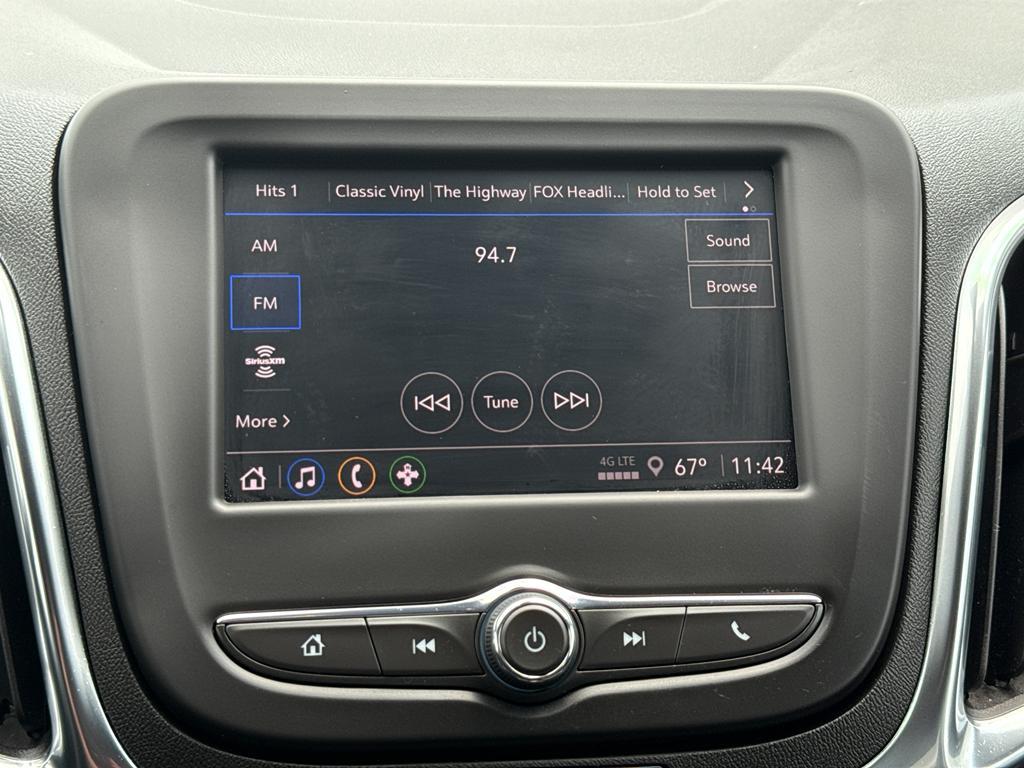 used 2022 Chevrolet Equinox car, priced at $23,990