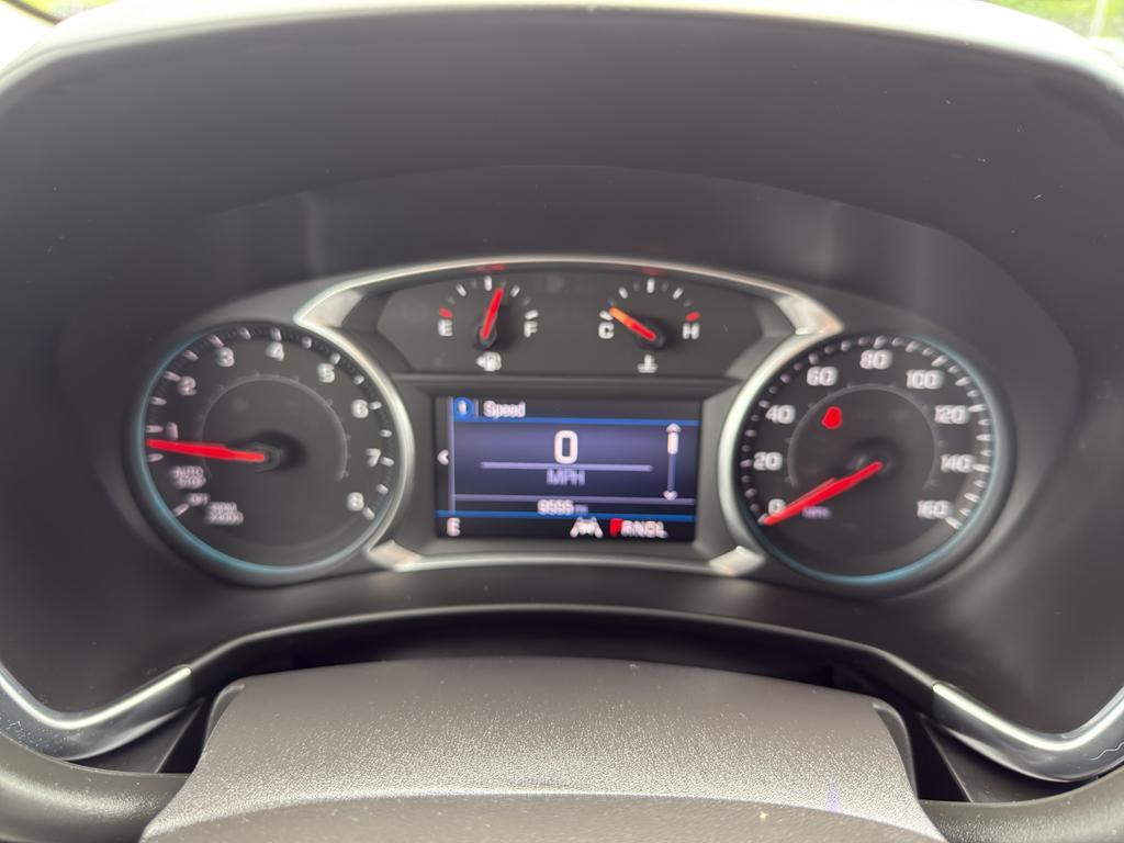used 2022 Chevrolet Equinox car, priced at $23,990