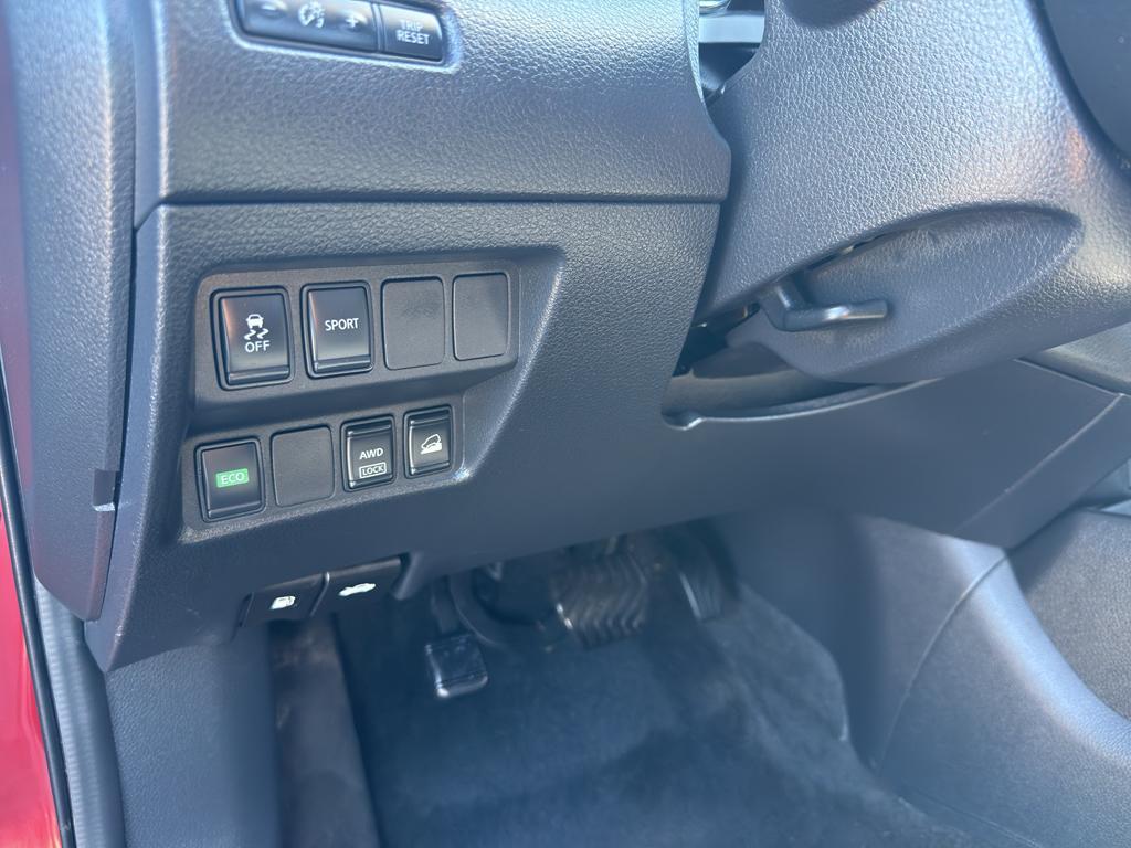 used 2015 Nissan Rogue car, priced at $12,995