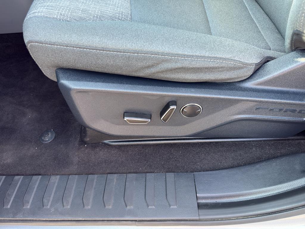 used 2021 Ford F-150 car, priced at $33,995