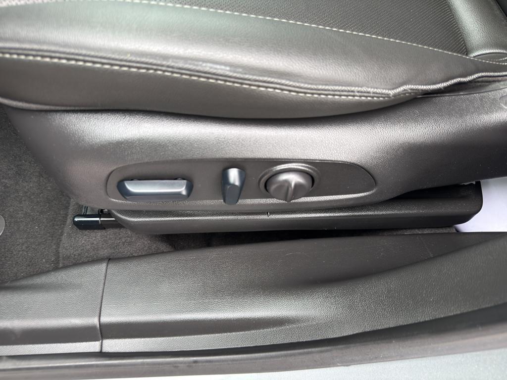 used 2024 Buick Encore GX car, priced at $25,290