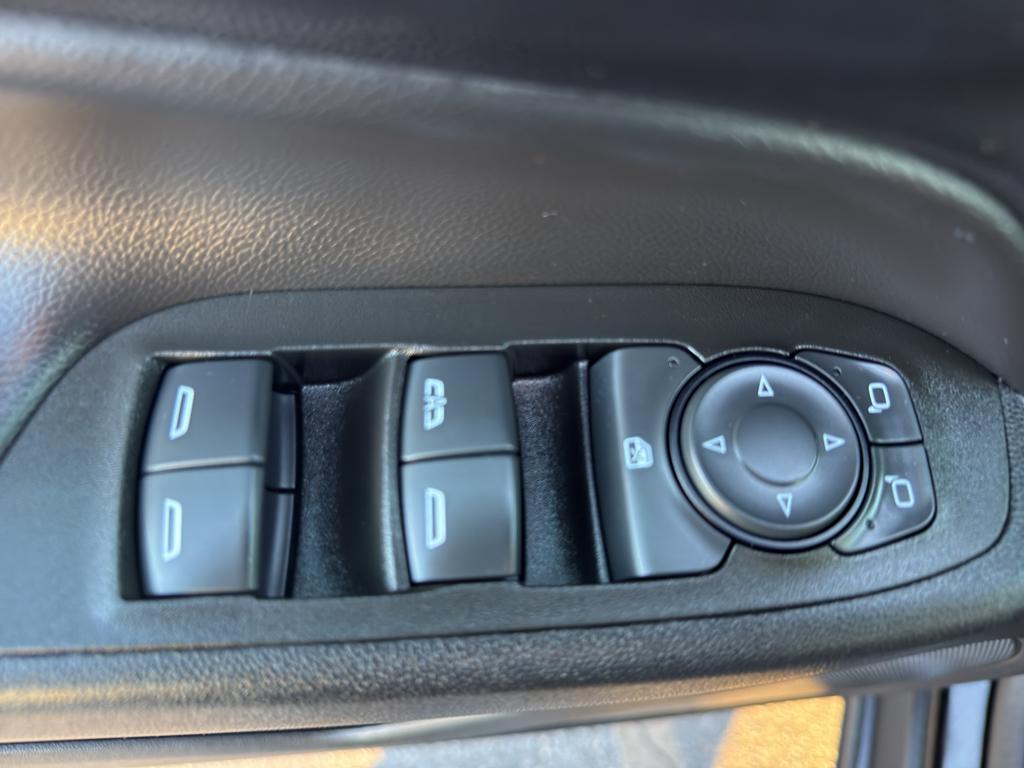 used 2022 Chevrolet Equinox car, priced at $23,690