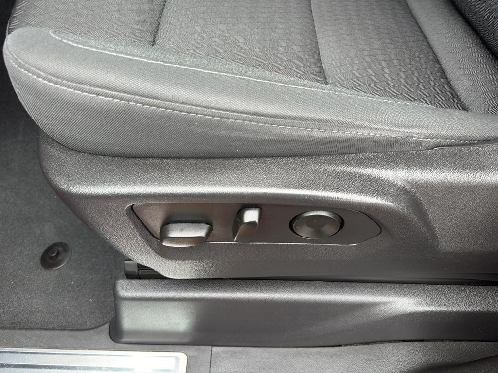 used 2023 Chevrolet Silverado 1500 car, priced at $39,990
