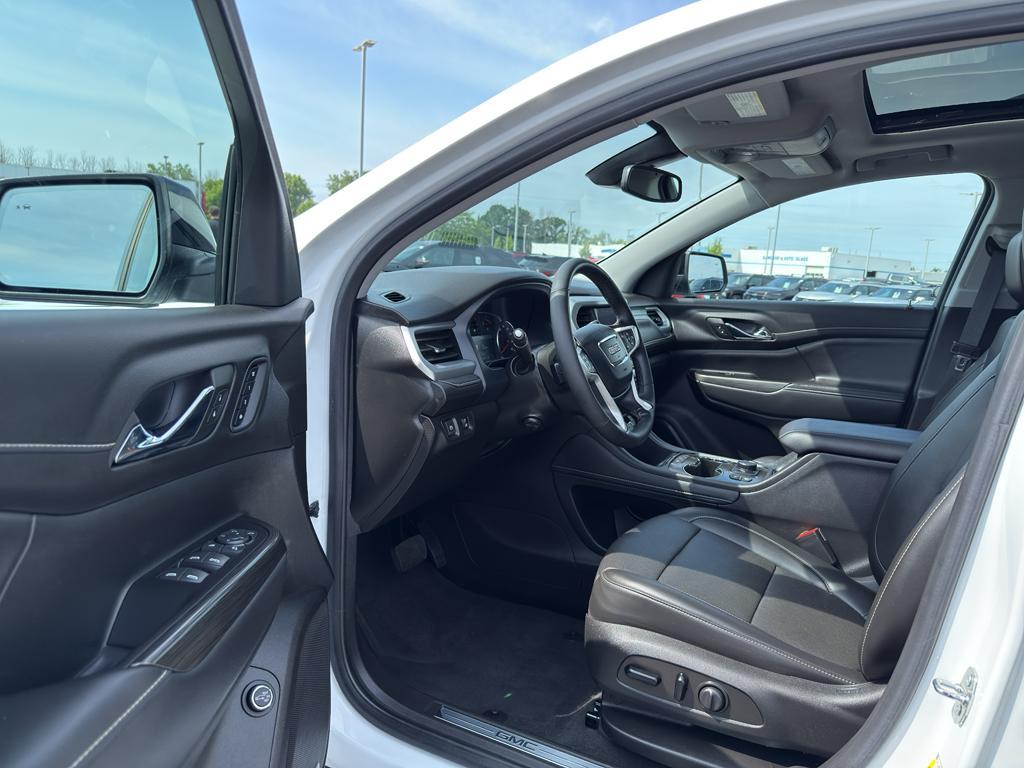 used 2023 GMC Acadia car, priced at $38,790