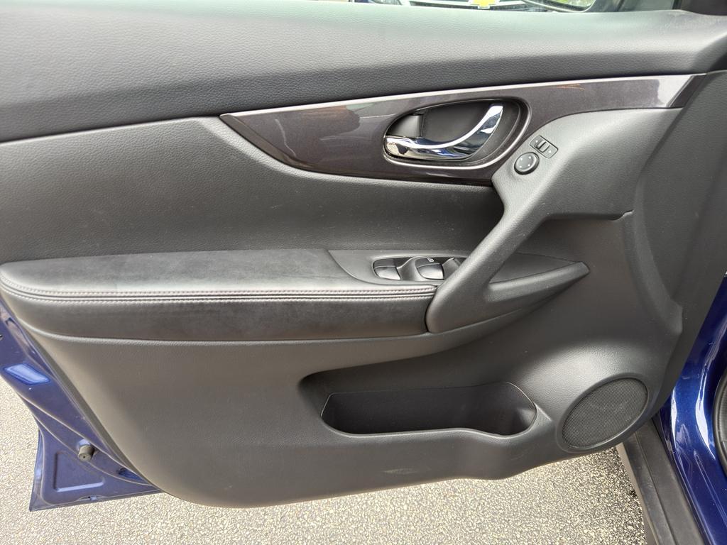 used 2018 Nissan Rogue car, priced at $14,395