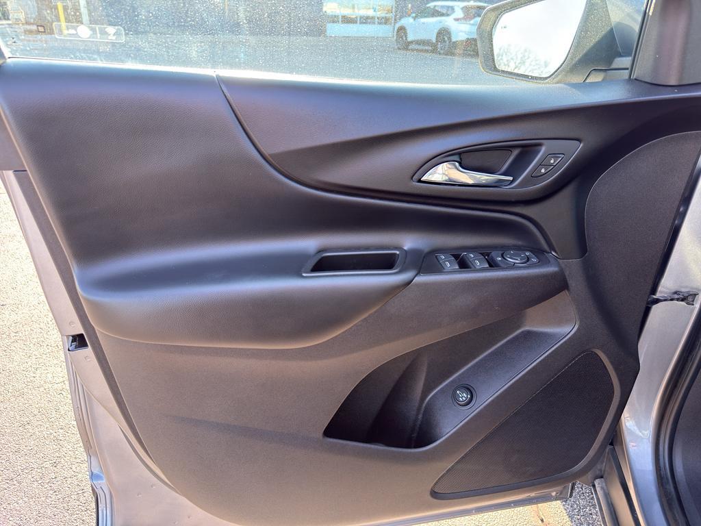 used 2018 Chevrolet Equinox car, priced at $9,986