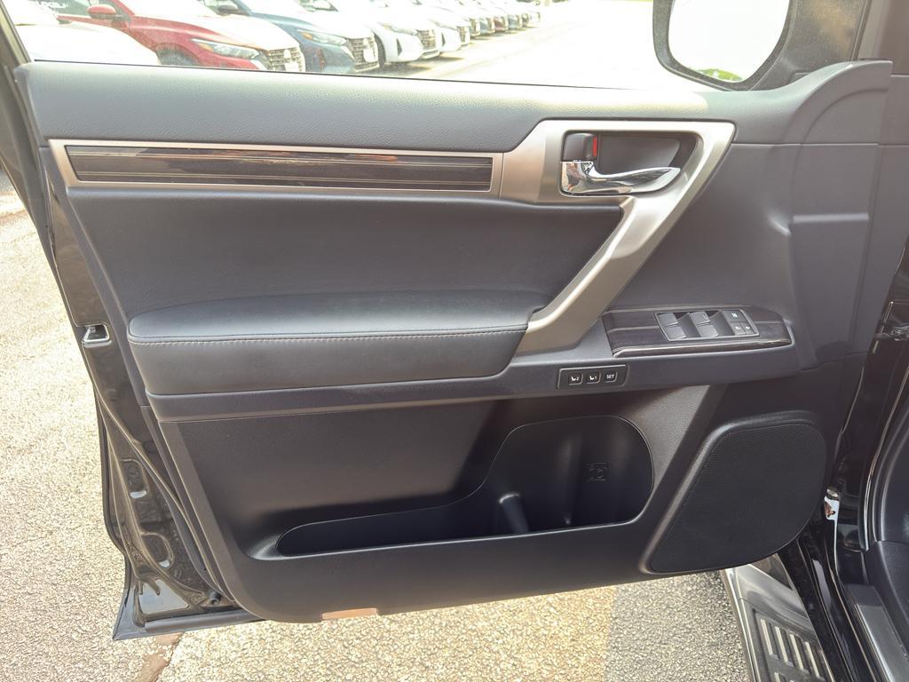 used 2021 Lexus GX 460 car, priced at $45,295