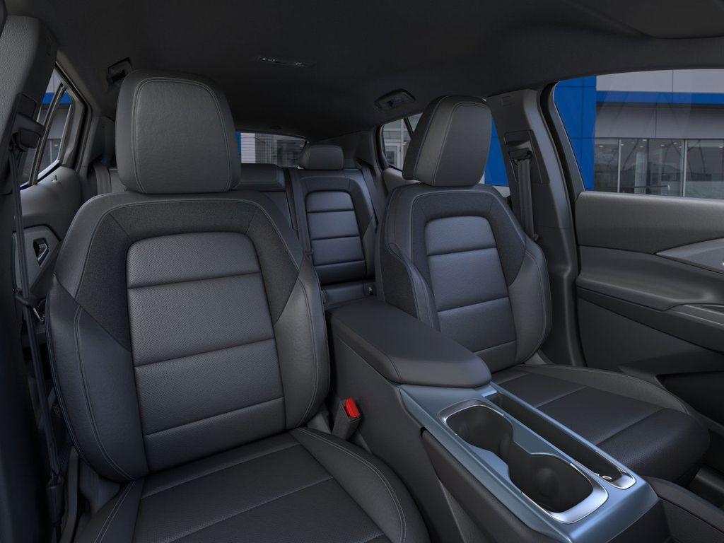 new 2025 Chevrolet Equinox EV car, priced at $44,740