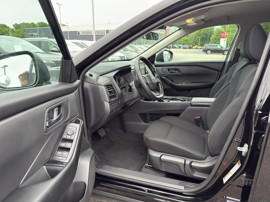 used 2025 Nissan Rogue car, priced at $26,990