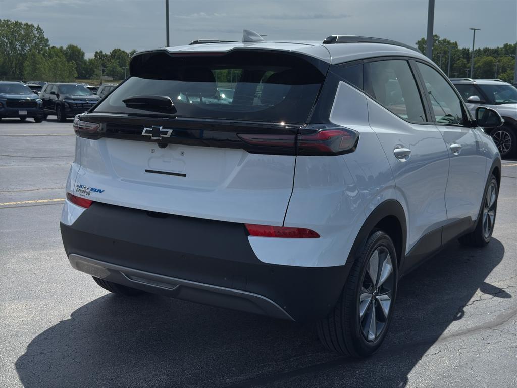 used 2022 Chevrolet Bolt EUV car, priced at $20,990