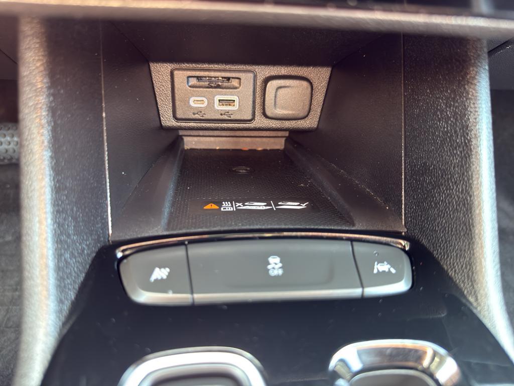 used 2022 Chevrolet Bolt EUV car, priced at $20,990