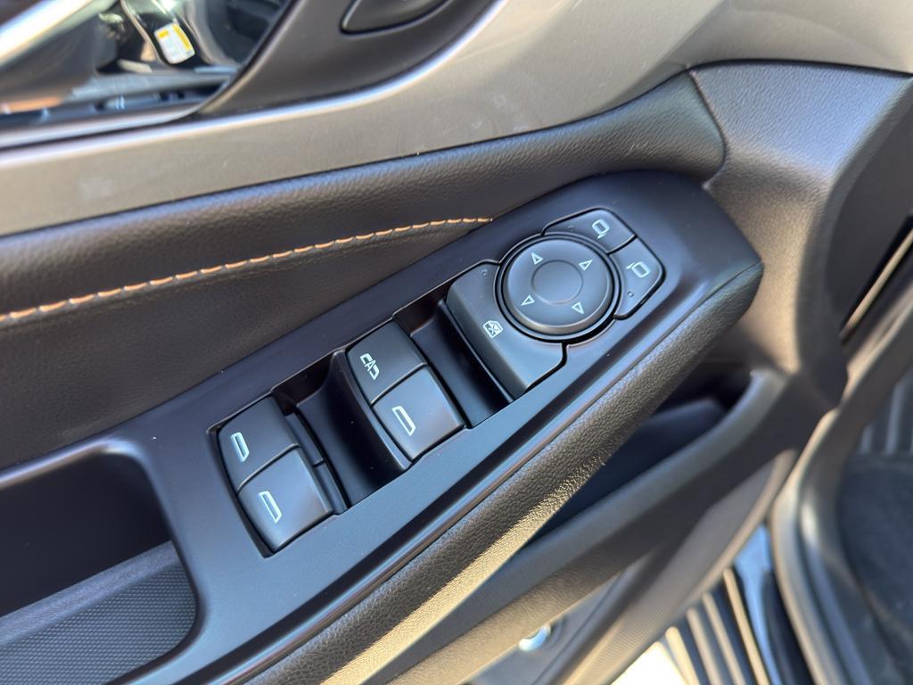 used 2019 Chevrolet Traverse car, priced at $17,986