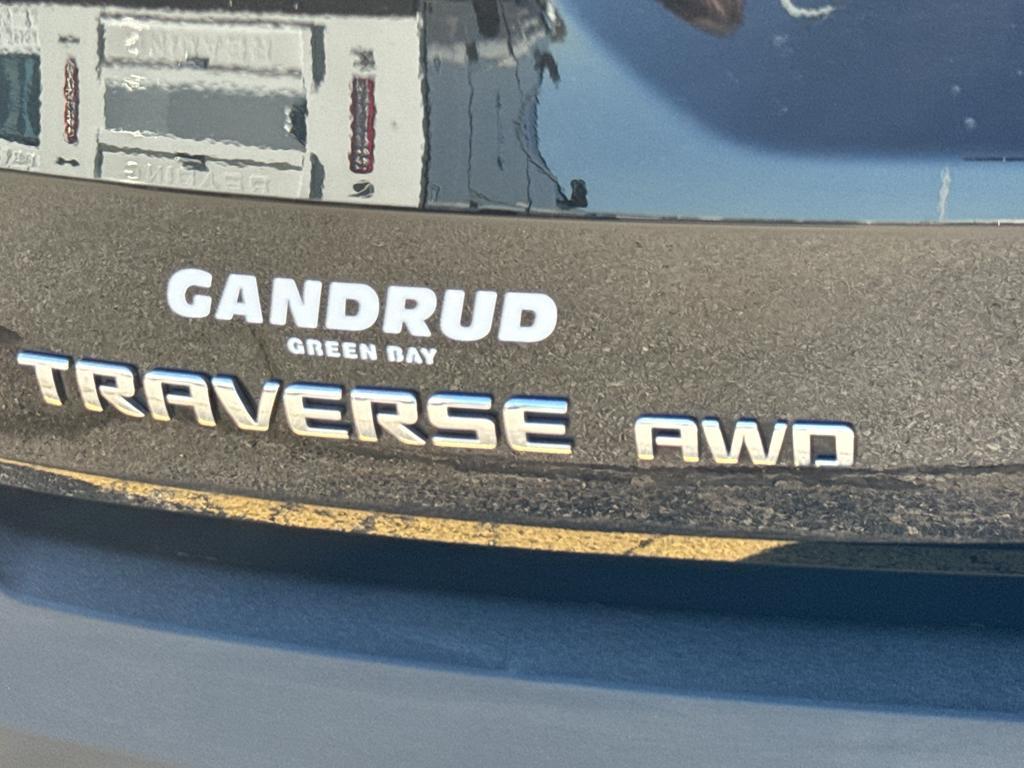 used 2019 Chevrolet Traverse car, priced at $17,986