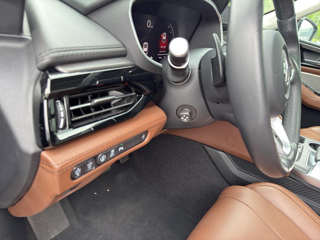 used 2023 Acura MDX car, priced at $50,795