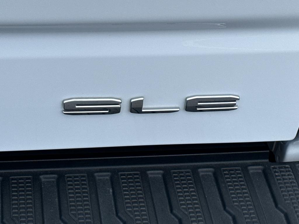 used 2023 GMC Sierra 1500 car, priced at $43,490