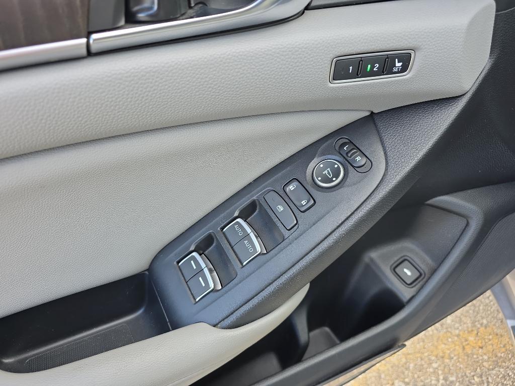 used 2019 Honda Accord car, priced at $25,004