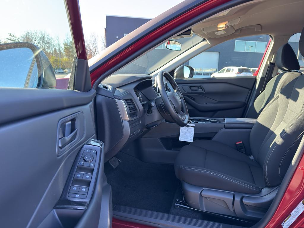 used 2025 Nissan Rogue car, priced at $25,990