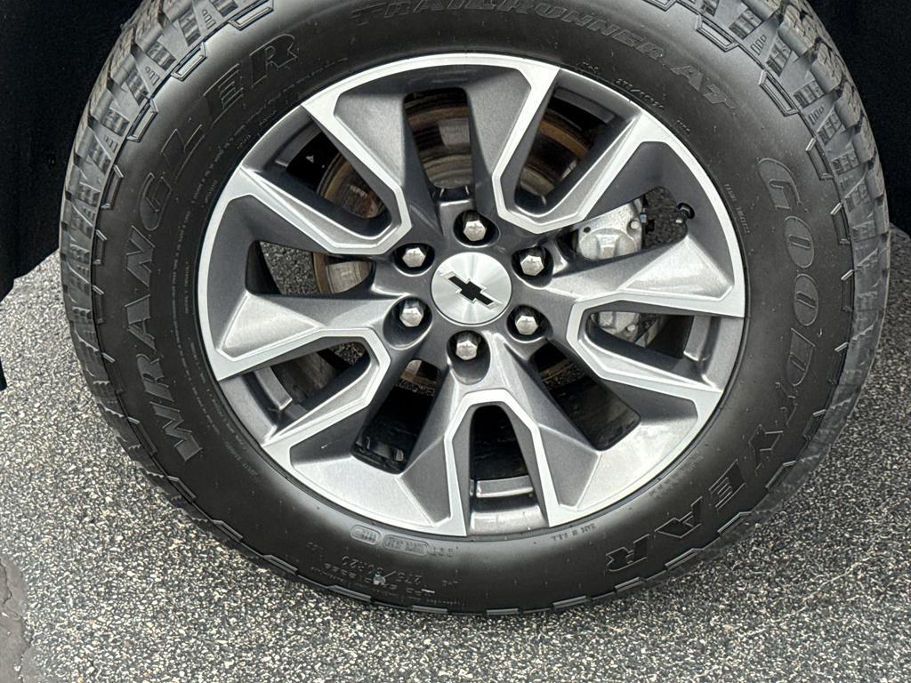used 2021 Chevrolet Silverado 1500 car, priced at $38,990