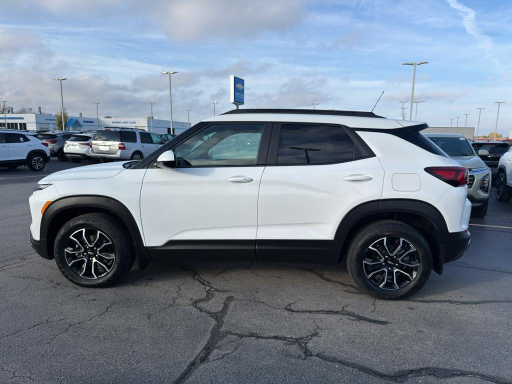 used 2024 Chevrolet TrailBlazer car, priced at $27,490