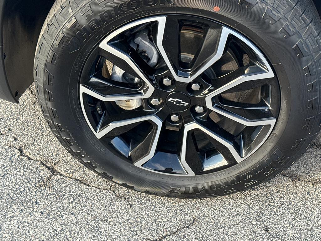 used 2024 Chevrolet TrailBlazer car, priced at $27,490