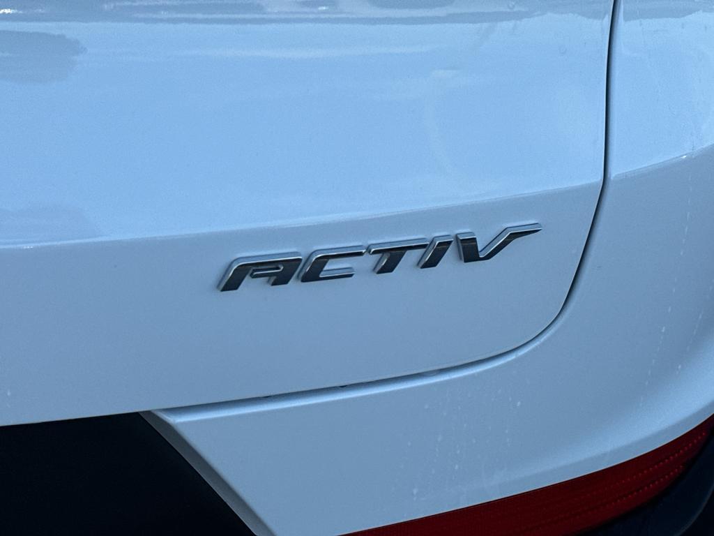 used 2024 Chevrolet TrailBlazer car, priced at $27,490