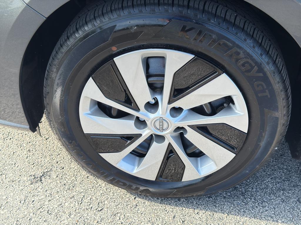 used 2025 Nissan Altima car, priced at $23,790