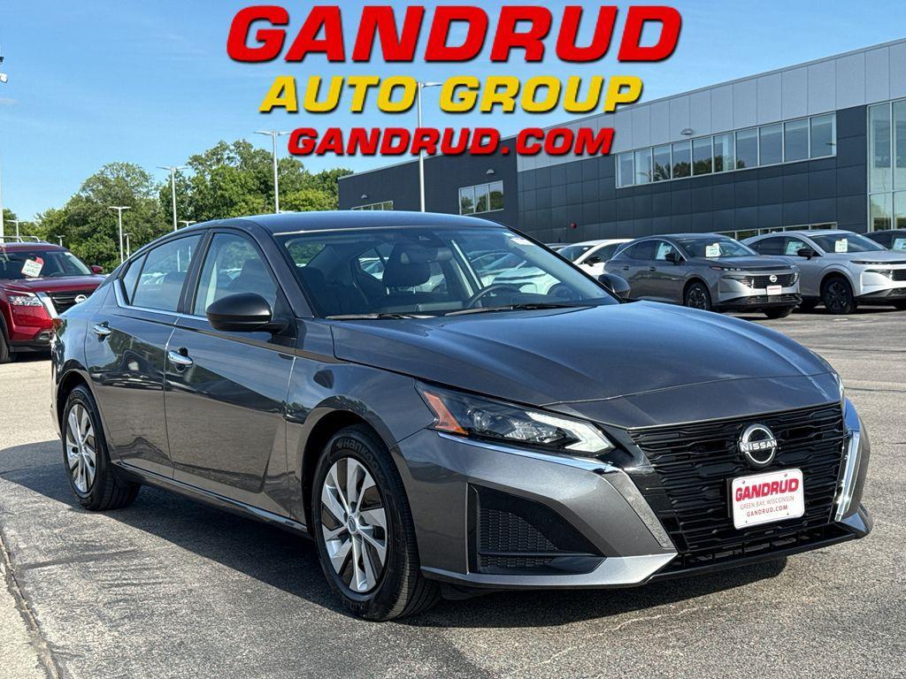 used 2025 Nissan Altima car, priced at $23,790