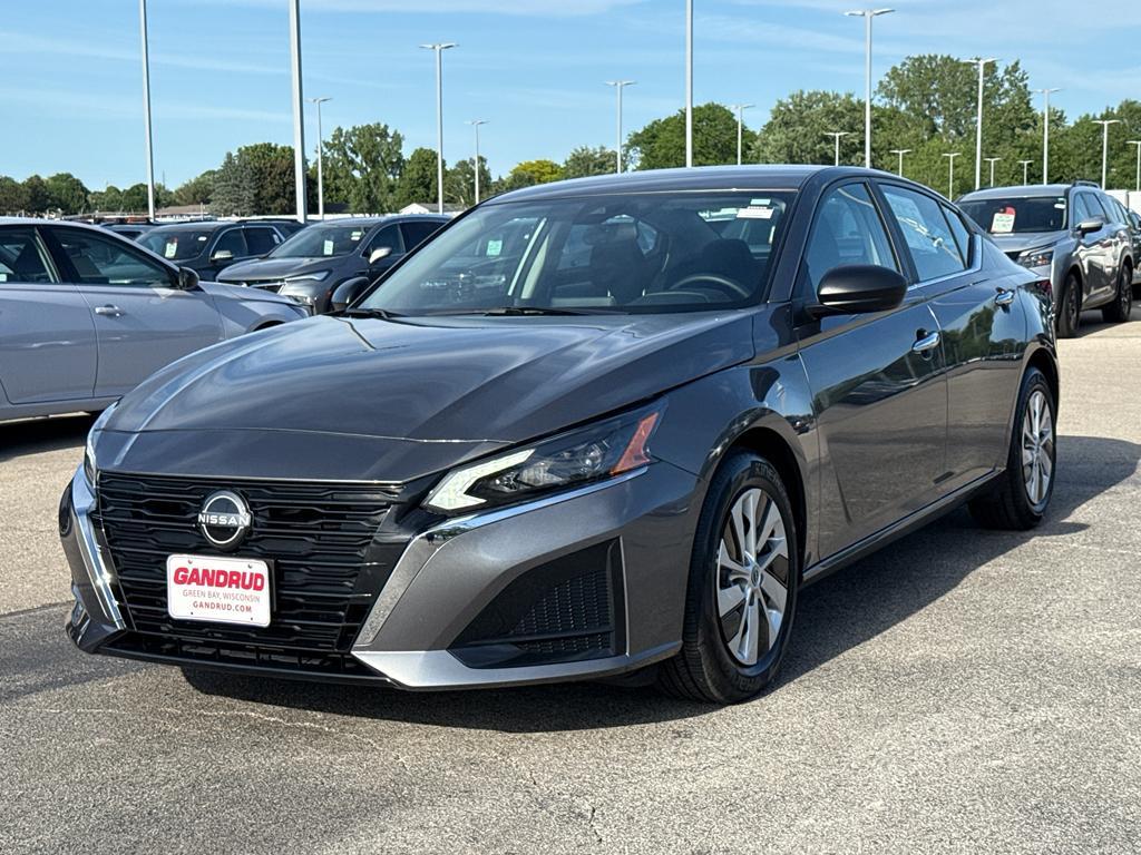 used 2025 Nissan Altima car, priced at $23,790