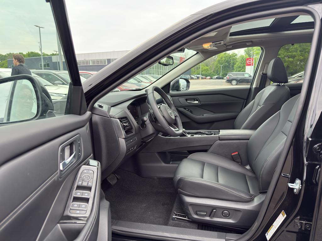 used 2024 Nissan Rogue car, priced at $31,890