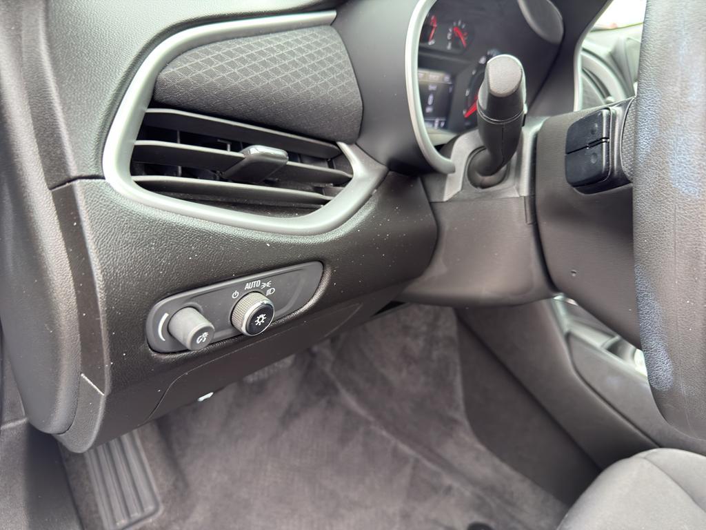 used 2024 Chevrolet Malibu car, priced at $19,990