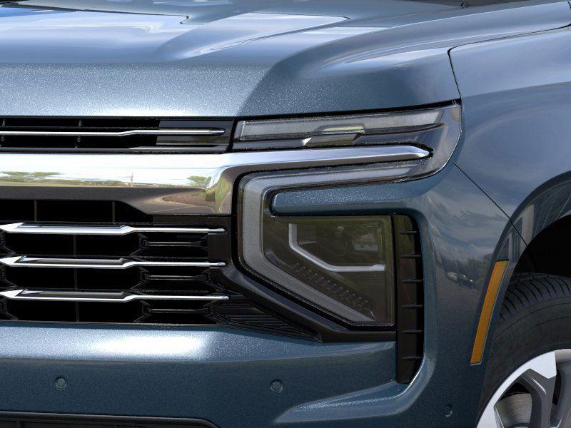 new 2025 Chevrolet Suburban car, priced at $72,674