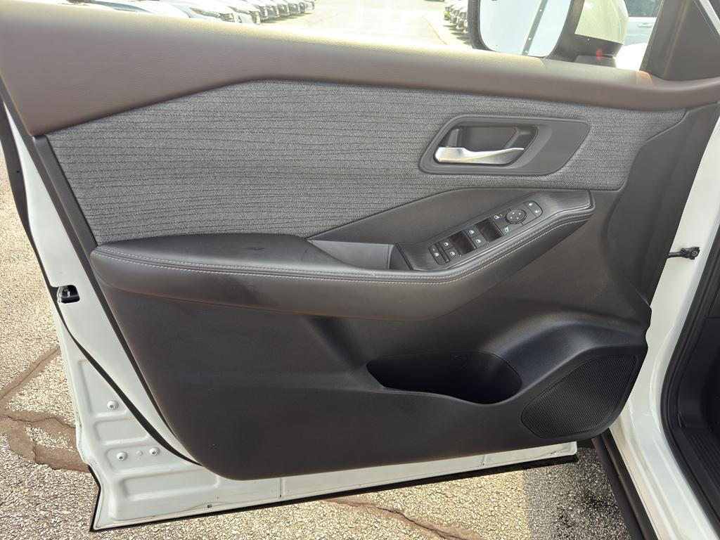 used 2022 Nissan Rogue car, priced at $24,490