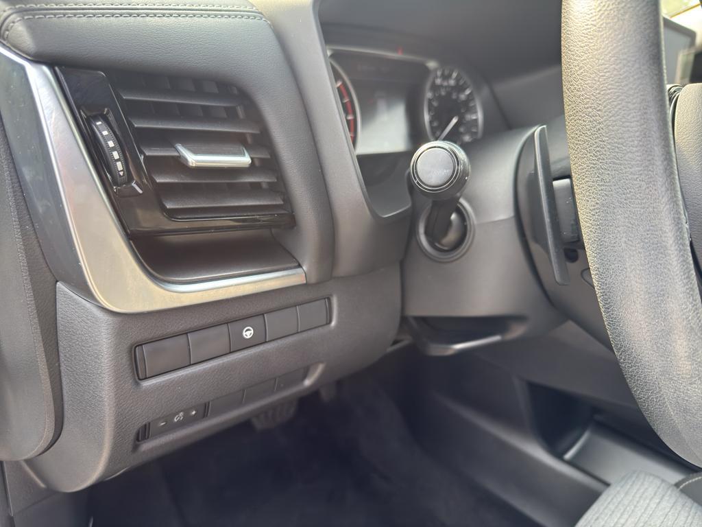 used 2022 Nissan Rogue car, priced at $24,490