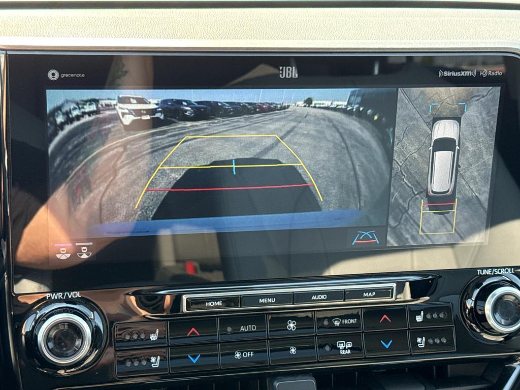 used 2020 Toyota Highlander car, priced at $33,995