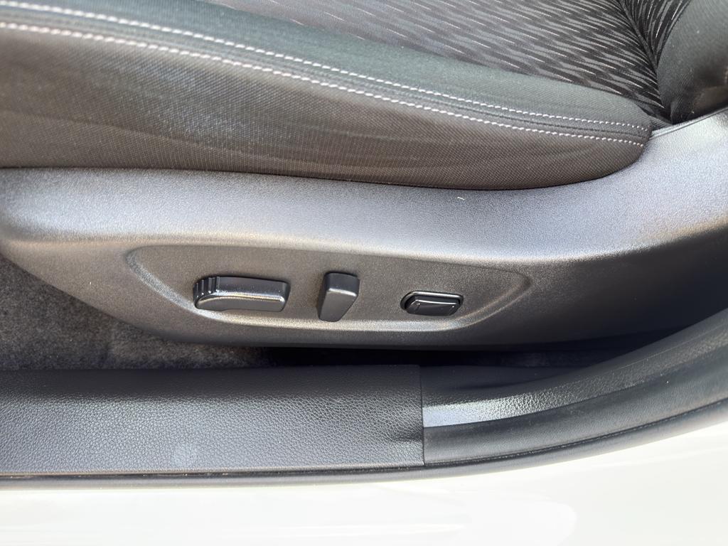 used 2019 Nissan Rogue car, priced at $17,295