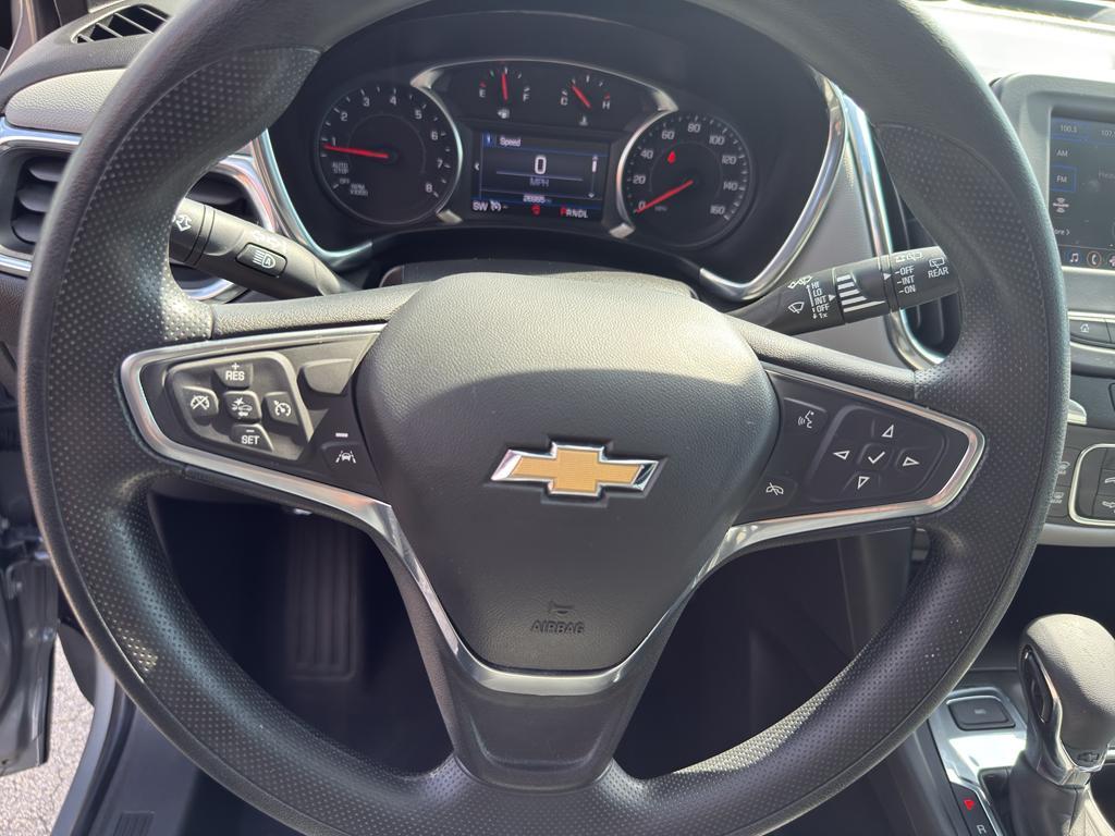 used 2023 Chevrolet Equinox car, priced at $25,490