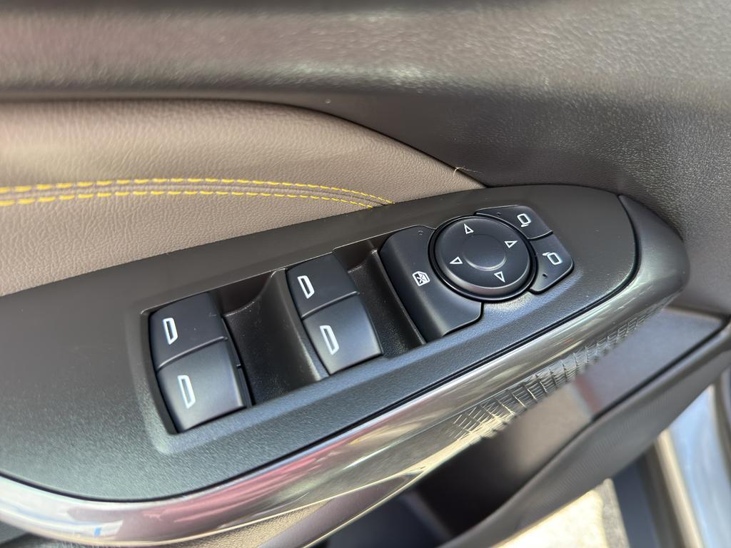 used 2025 Chevrolet Trax car, priced at $24,990